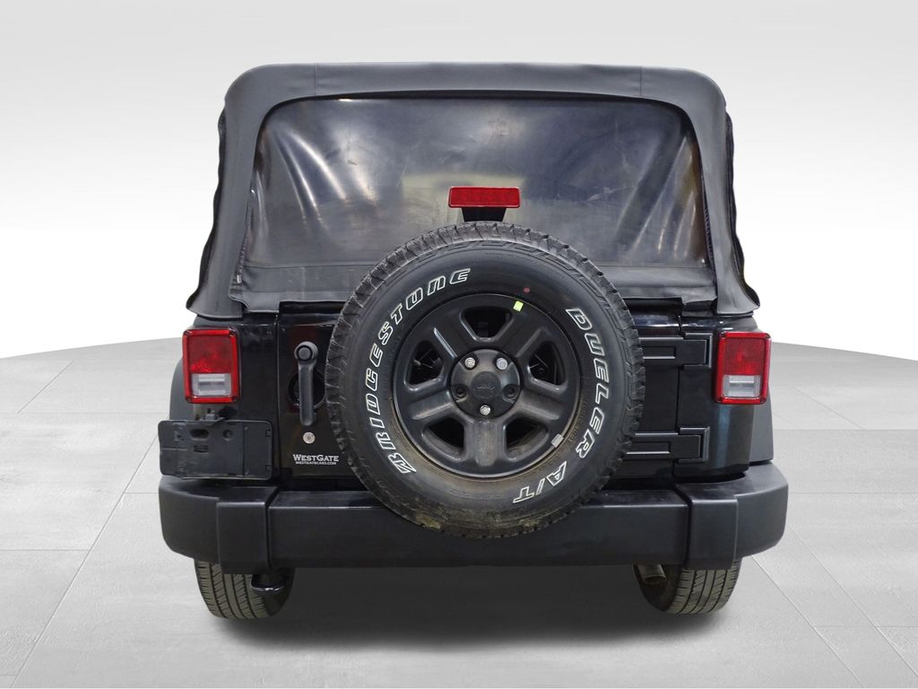 2018 Jeep Wrangler Unlimited Sport photo 4