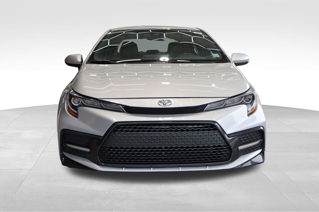 2020 Toyota Corolla SE photo 2