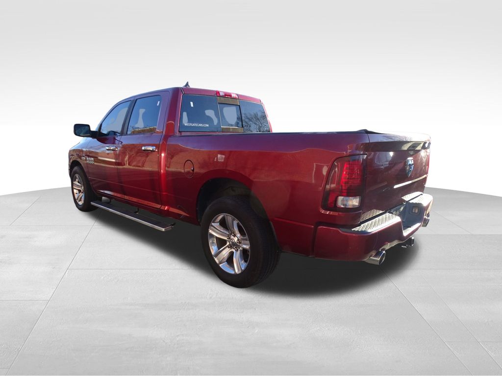 2015 Ram 1500 Sport photo 3