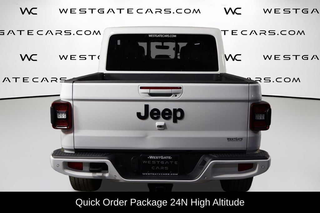 Used 2023 Jeep Gladiator Overland Truck Crew Cab