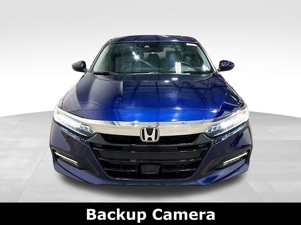 2019 Honda Accord Hybrid Touring photo 2