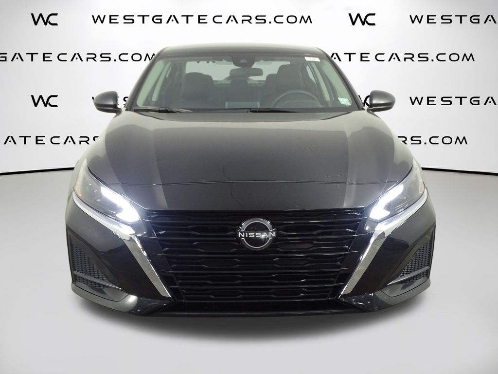 2024 Nissan Altima SV