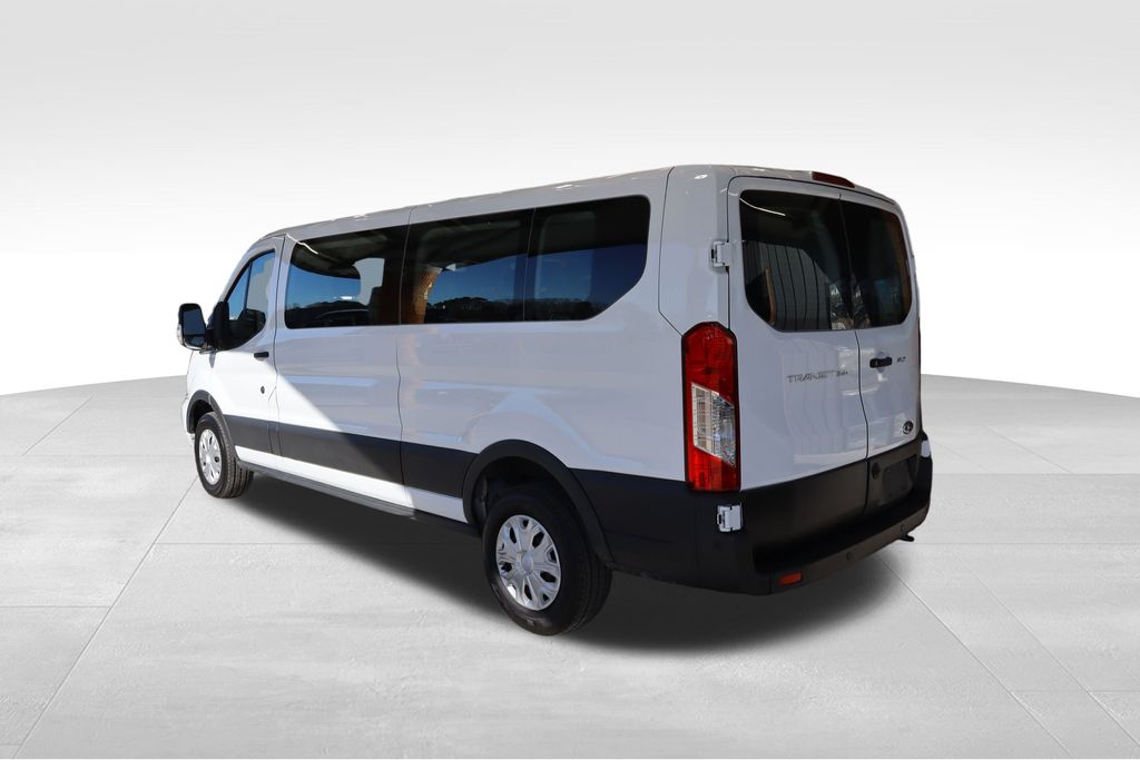 2022 Ford Transit photo 3