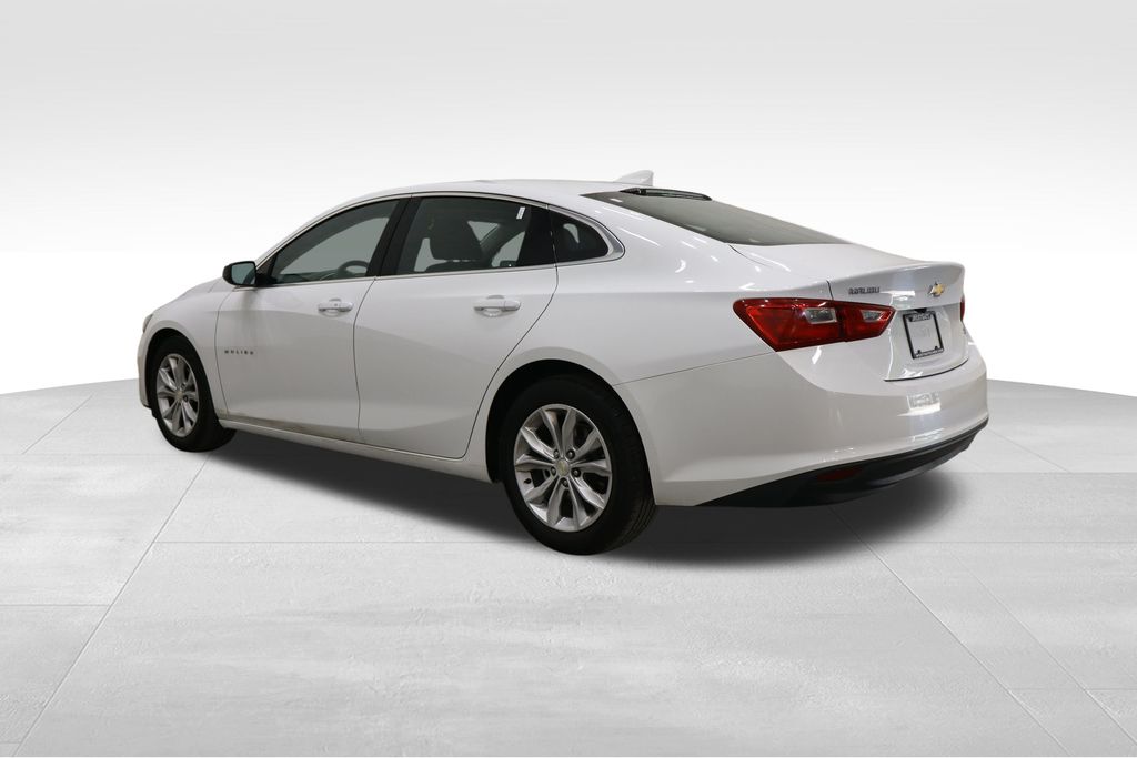 2023 Chevrolet Malibu 1LT photo 3