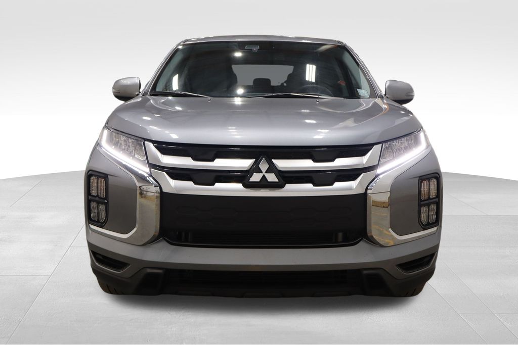 2024 Mitsubishi Outlander Sport ES photo 2