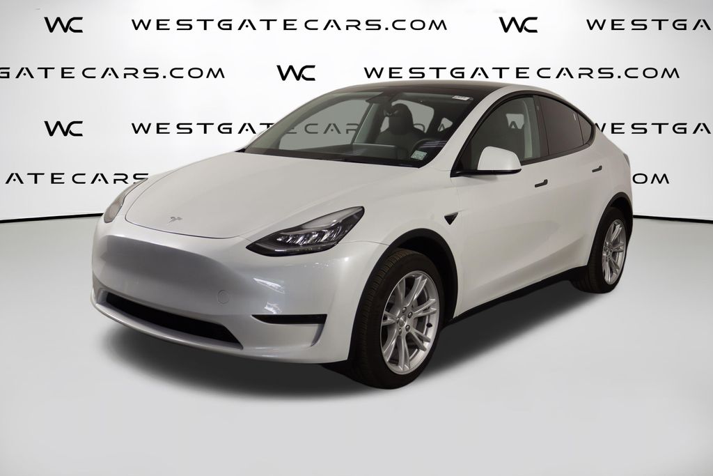2023 Tesla Model Y Long Range Dual Motor All-Wheel Drive's photo