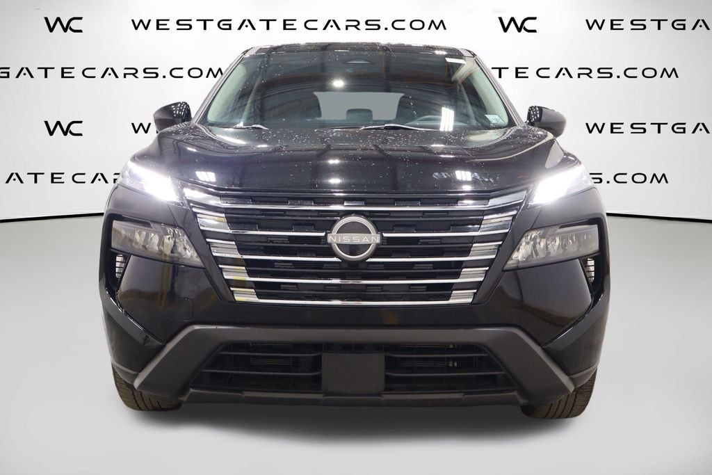 Used 2024 Nissan Rogue SV SUV