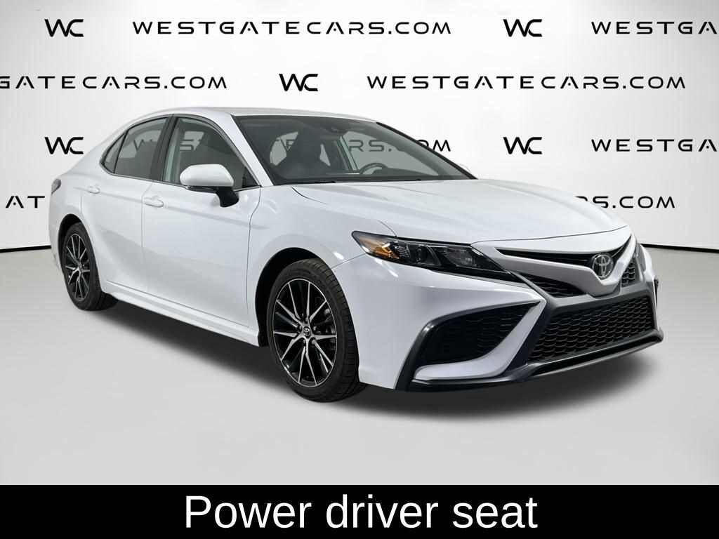 Used 2024 Toyota Camry SE Sedan