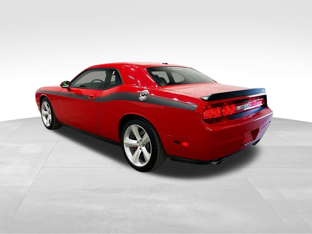 2009 Dodge Challenger SRT8 photo 4