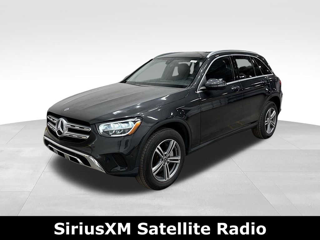 2021 Mercedes Benz GLC 300 photo 2