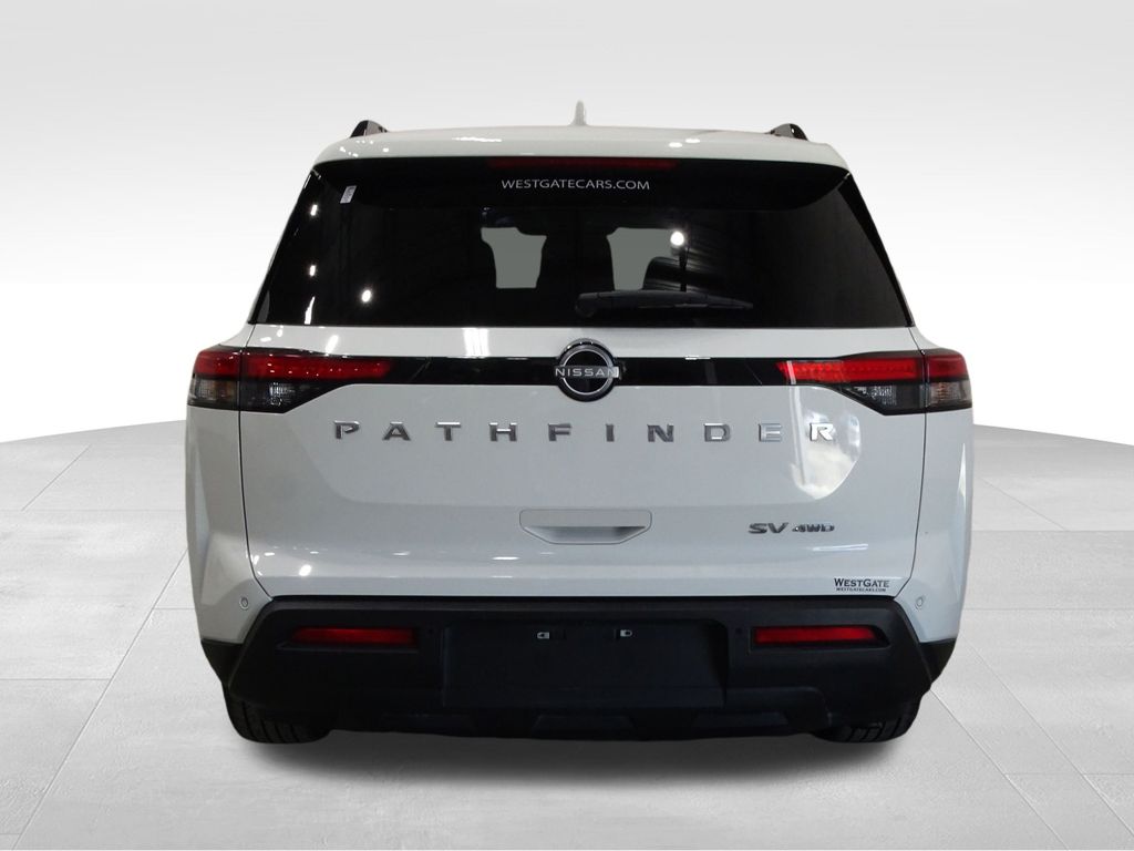 2024 Nissan Pathfinder SV photo 4