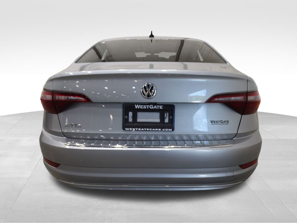 2020 Volkswagen Jetta SE photo 4