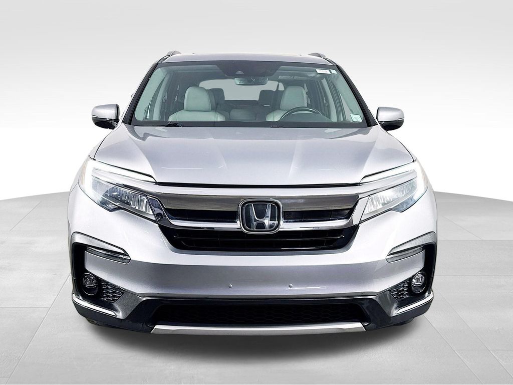 2019 Honda Pilot Touring photo 2