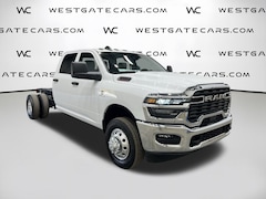 2025 Ram 3500 TRADESMAN CREW   4X4 60' CA Pickup