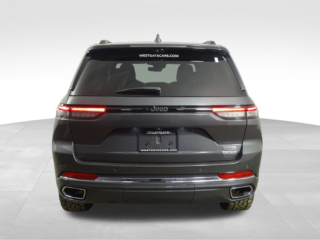 2022 Jeep Grand Cherokee Overland photo 3