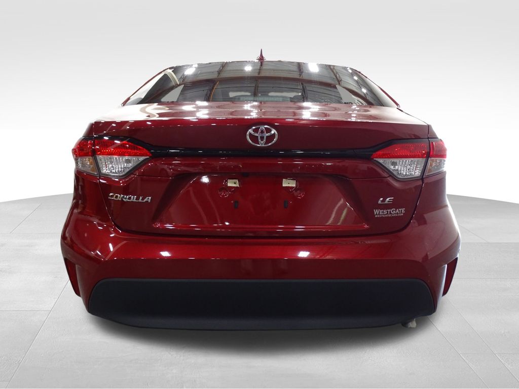 2024 Toyota Corolla LE photo 4