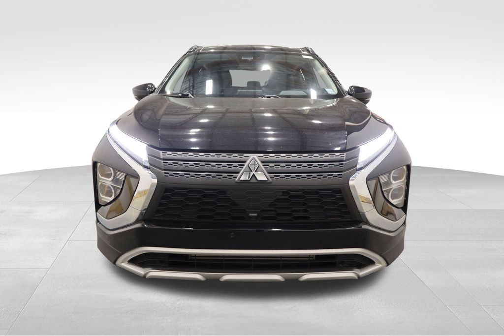 2023 Mitsubishi Eclipse Cross SE photo 2
