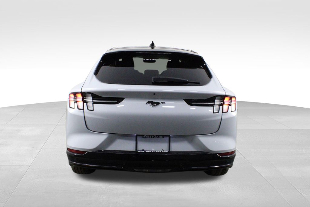 2023 Ford Mustang Mach-E Premium photo 3