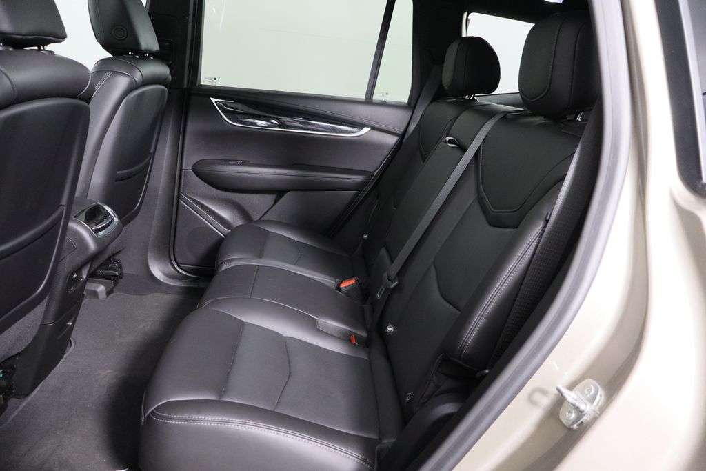 2022 Cadillac XT6 Premium Luxury - Photo 17
