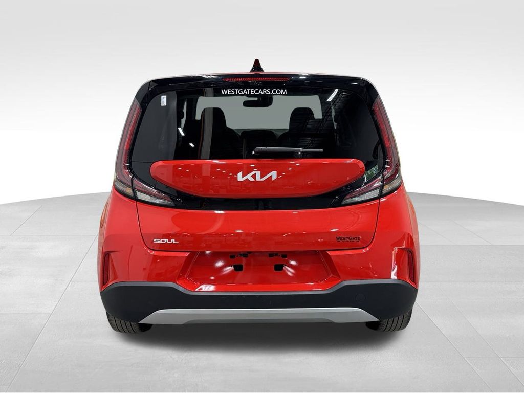 2023 Kia Soul LX photo 4
