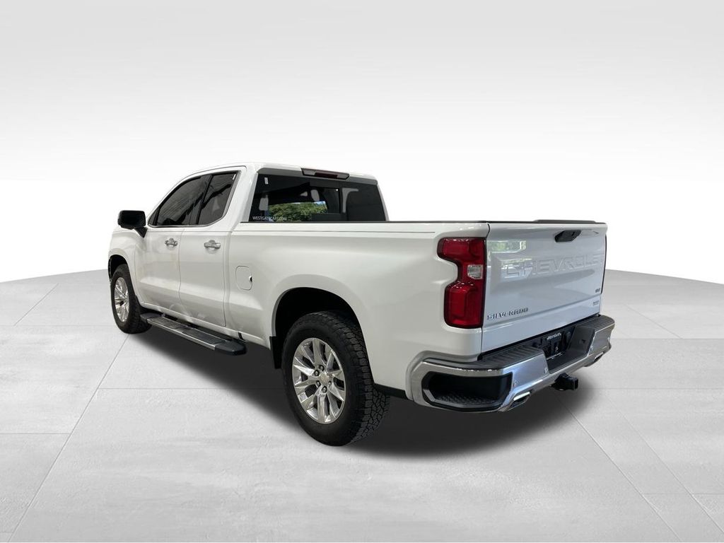 2019 Chevrolet Silverado 1500 LTZ photo 3