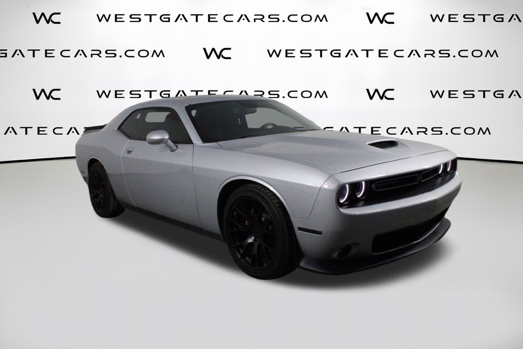 2022 Dodge Challenger R/T's photo