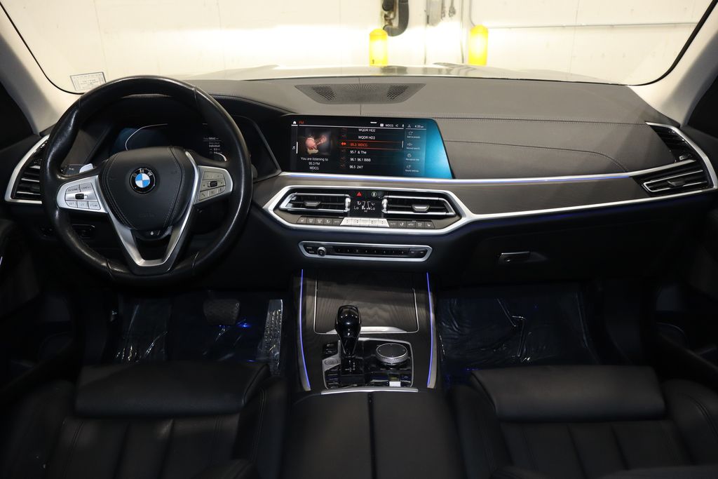 2022 BMW X7 40i - Photo 13