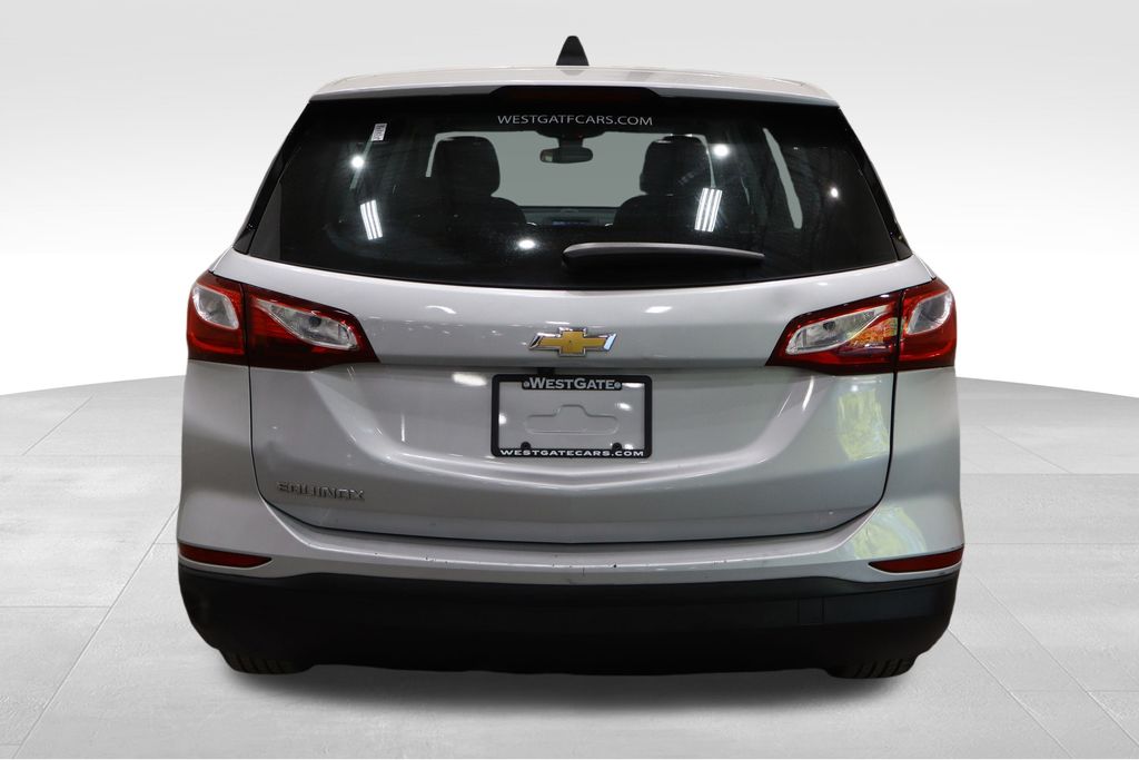2020 Chevrolet Equinox LS photo 4
