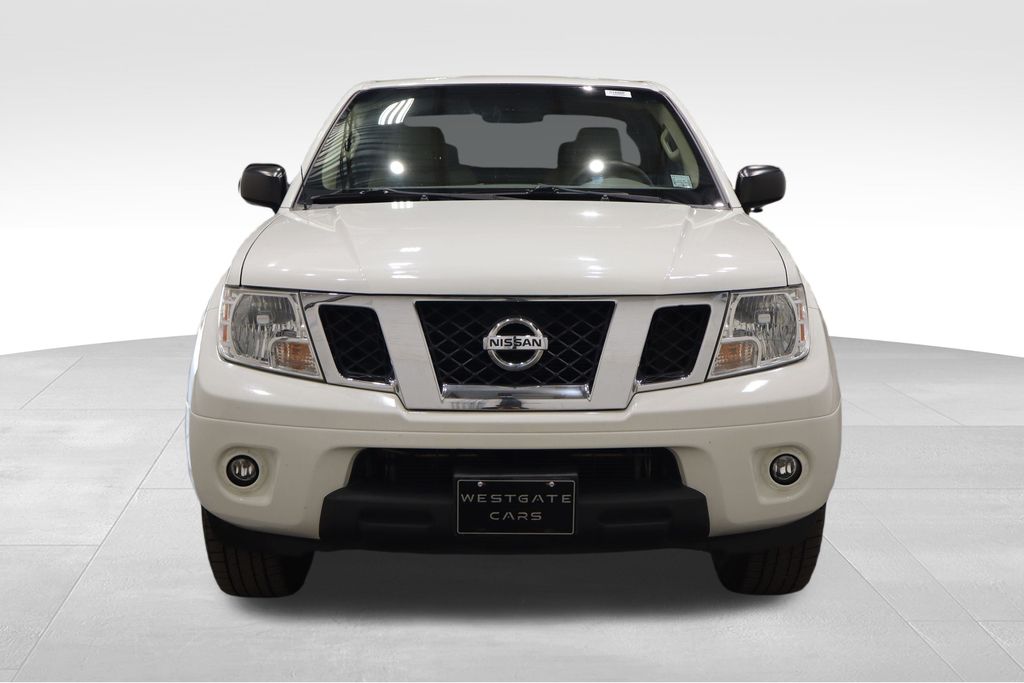 2012 Nissan Frontier SV photo 2