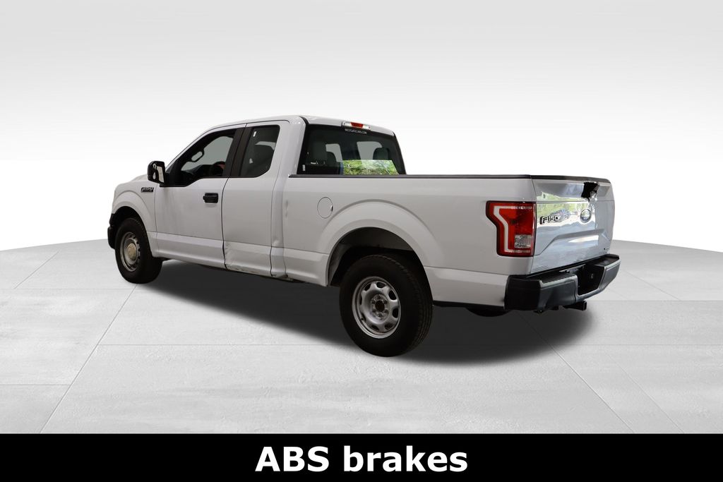 2016 Ford F-150 XL photo 3