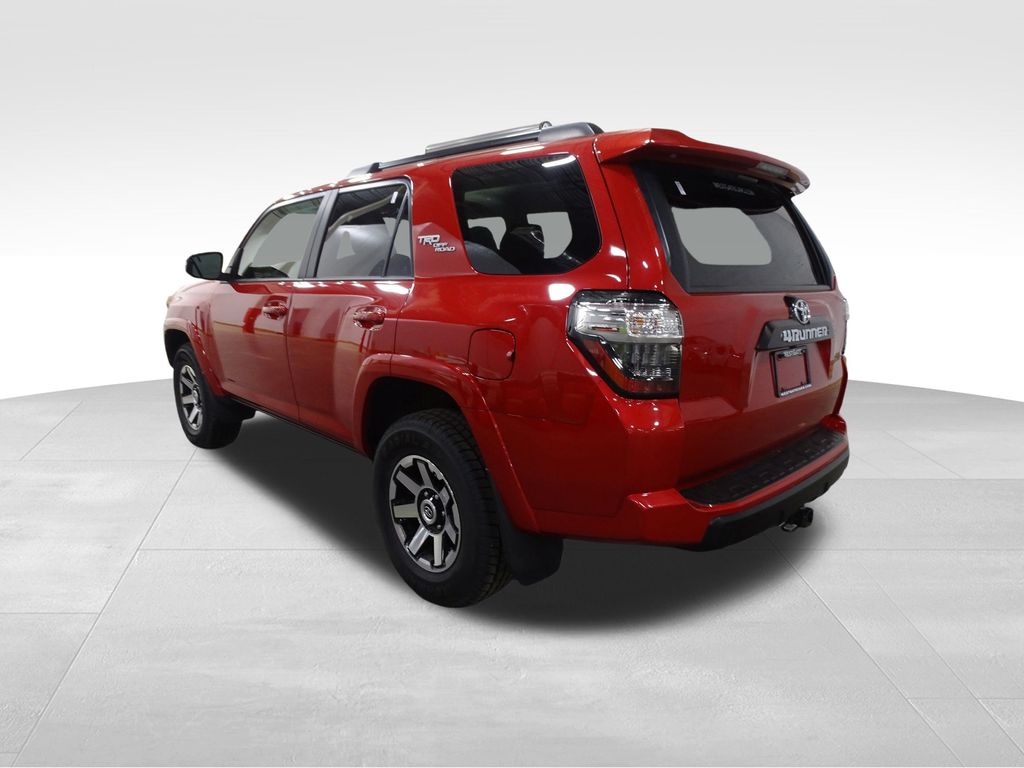 2021 Toyota 4Runner TRD Off-Road Premium photo 3