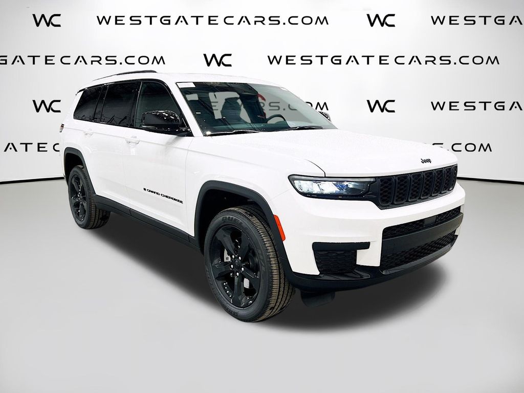 2025 Jeep Grand Cherokee L Altitude's photo
