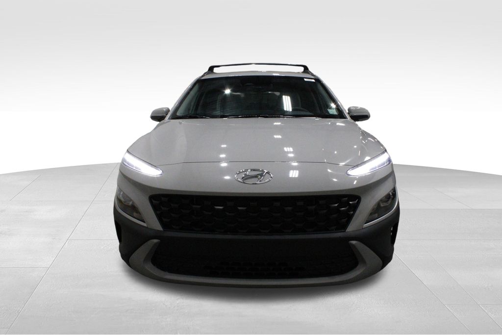 2023 Hyundai Kona SEL photo 2