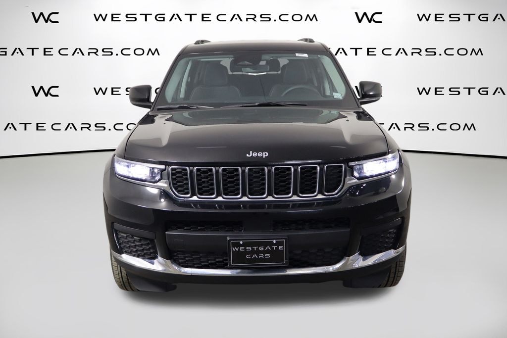 Used 2023 Jeep Grand Cherokee Laredo SUV