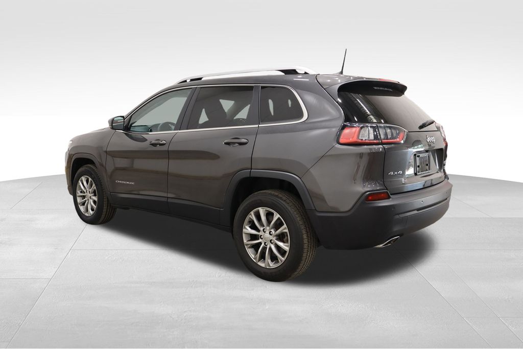 2021 Jeep Cherokee Latitude Lux photo 3