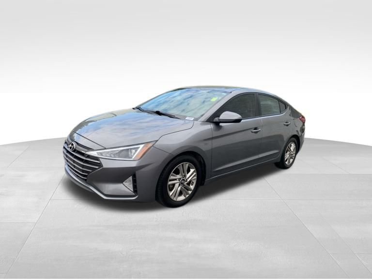 2019 Hyundai Elantra SEL photo 3