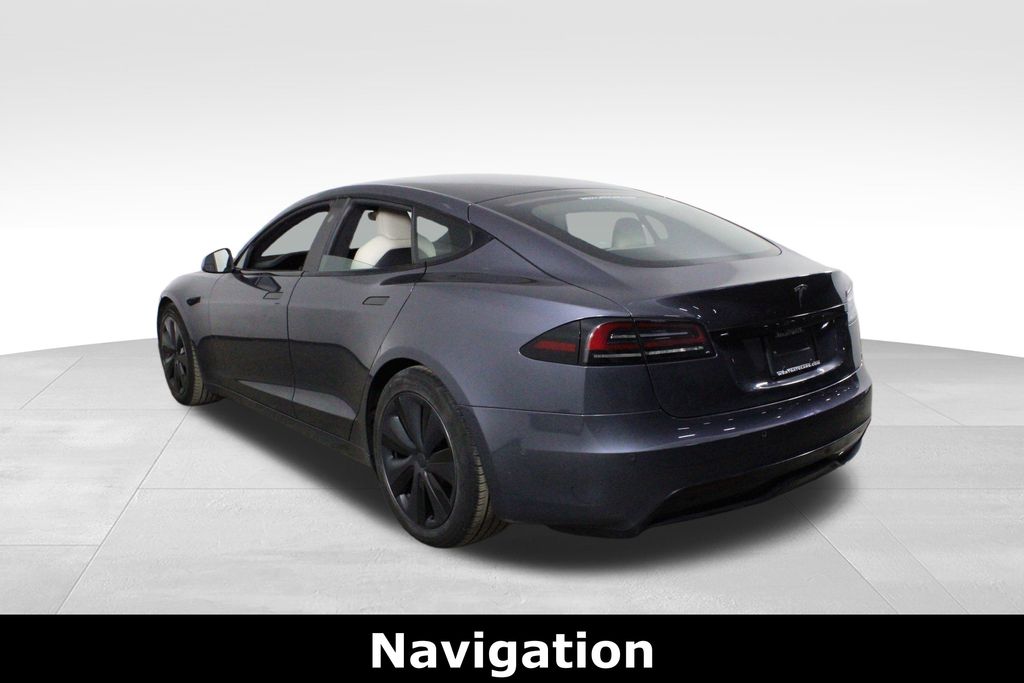 2022 Tesla Model S photo 2