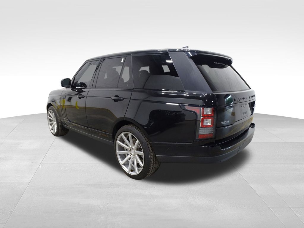 2017 Land Rover Range Rover HSE photo 2