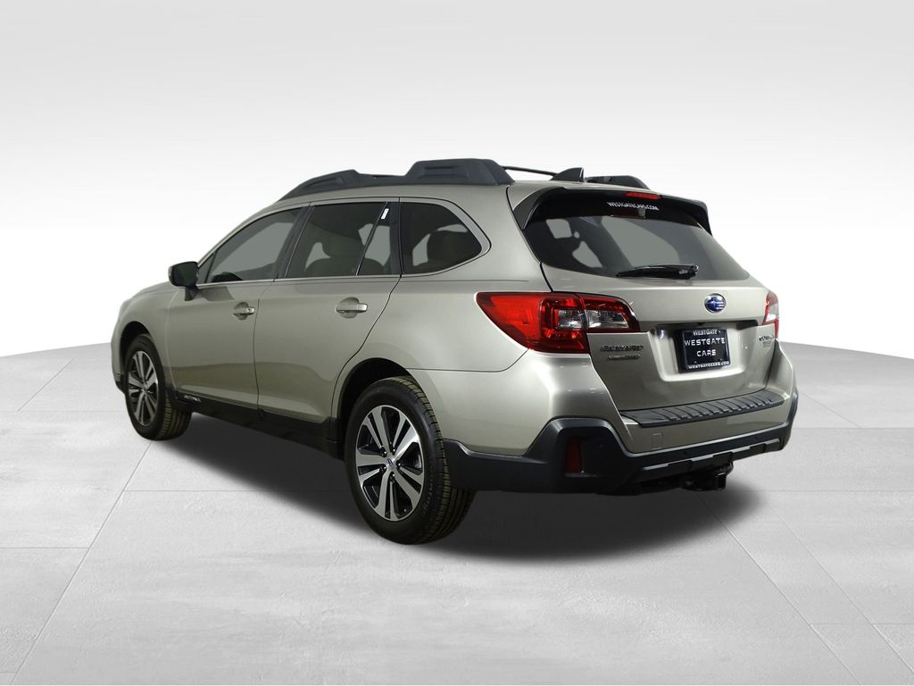 2019 Subaru Outback 2.5i Limited photo 3