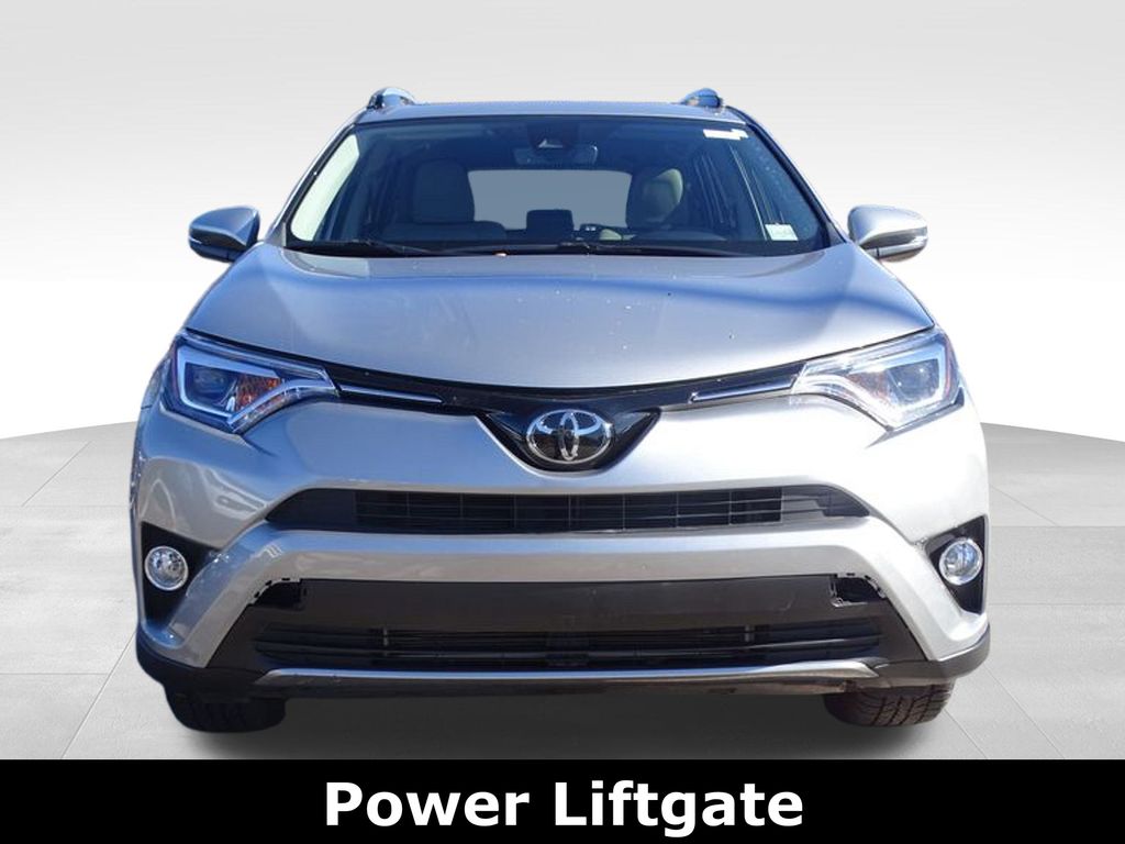 2018 Toyota RAV4 Limited photo 2