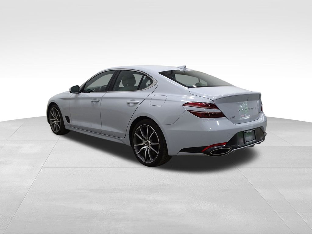 2022 Genesis G70 3.3T photo 3