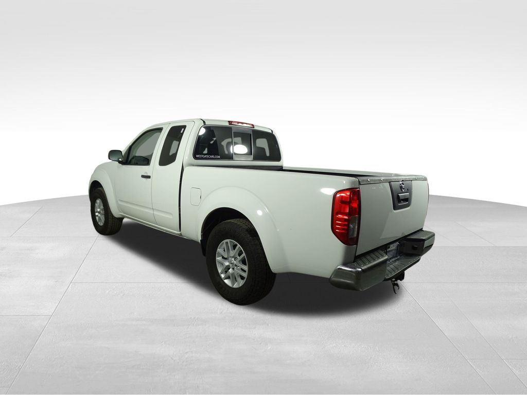 2018 Nissan Frontier SV photo 3