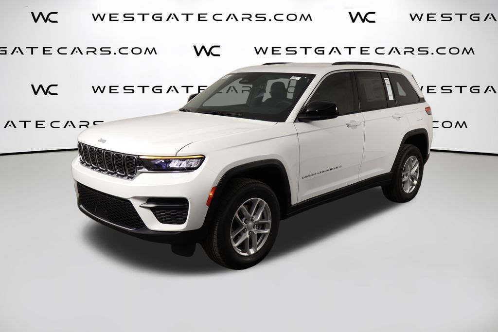 New 2026 Jeep Grand Cherokee LAREDO 4X4 Sport Utility