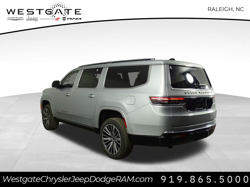 2024 Jeep Grand Wagoneer L III photo 3