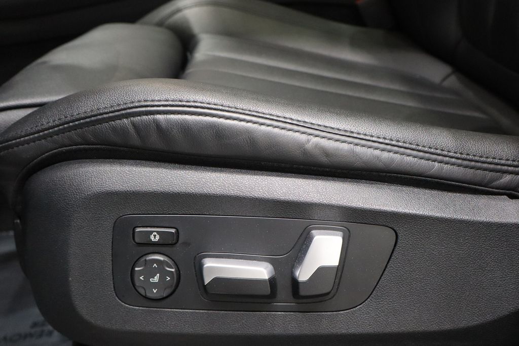 2022 BMW X7 40i - Photo 25