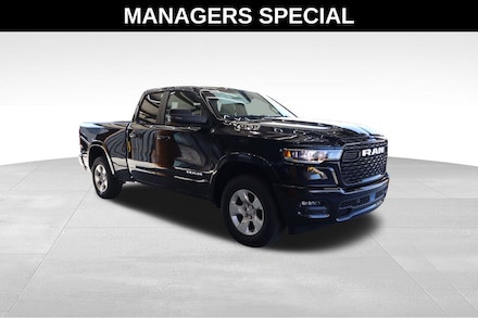 2025 Ram 1500 BIG HORN QUAD CAB 4X4 6'4 BOX Pickup