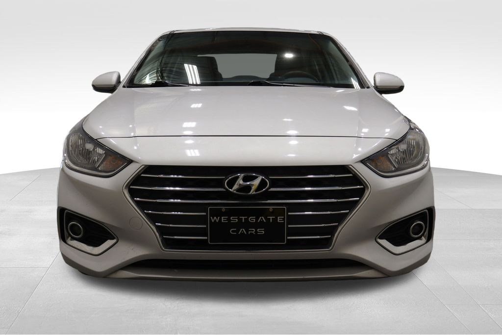 2022 Hyundai Accent SEL photo 2