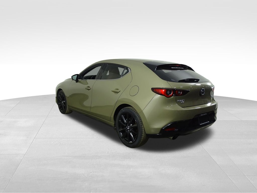2024 Mazda Mazda3 Hatchback 2.5 Carbon Turbo photo 3