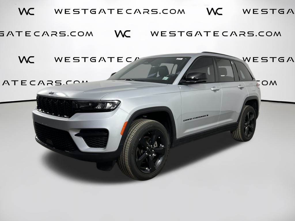 2023 Jeep Grand Cherokee Altitude's photo