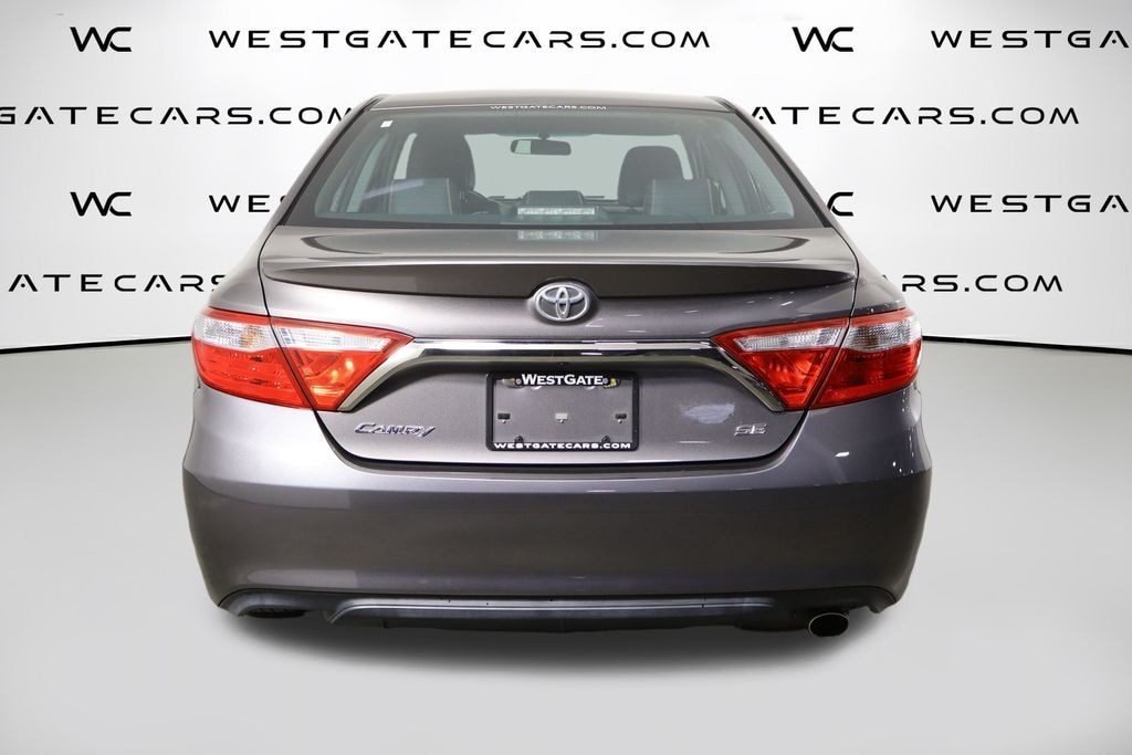 Used 2015 Toyota Camry SE Sedan